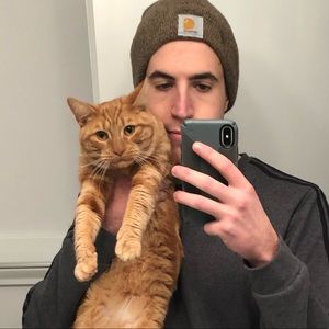 Meet your Posher, Tom